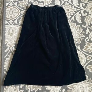 Elegant Dark Green Vintage Velvet Skirt